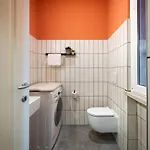 View With Aircon - 5 Minutes From The Beach! דירה