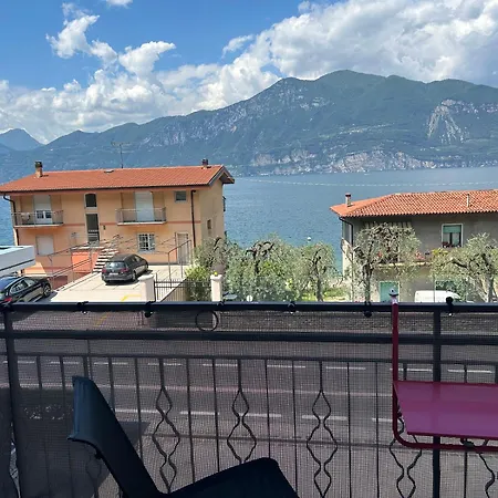 View With Aircon - 5 Minutes From The Beach! 公寓 布雷佐内加尔达