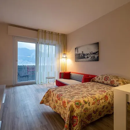 View With Aircon - 5 Minutes From The Beach! * Brenzone sul Garda
